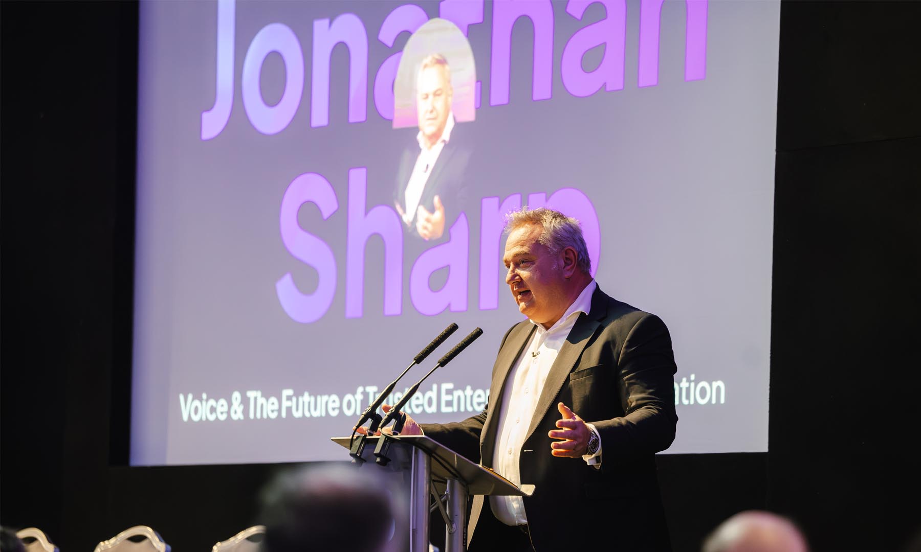 Jonathan Sharp presenting