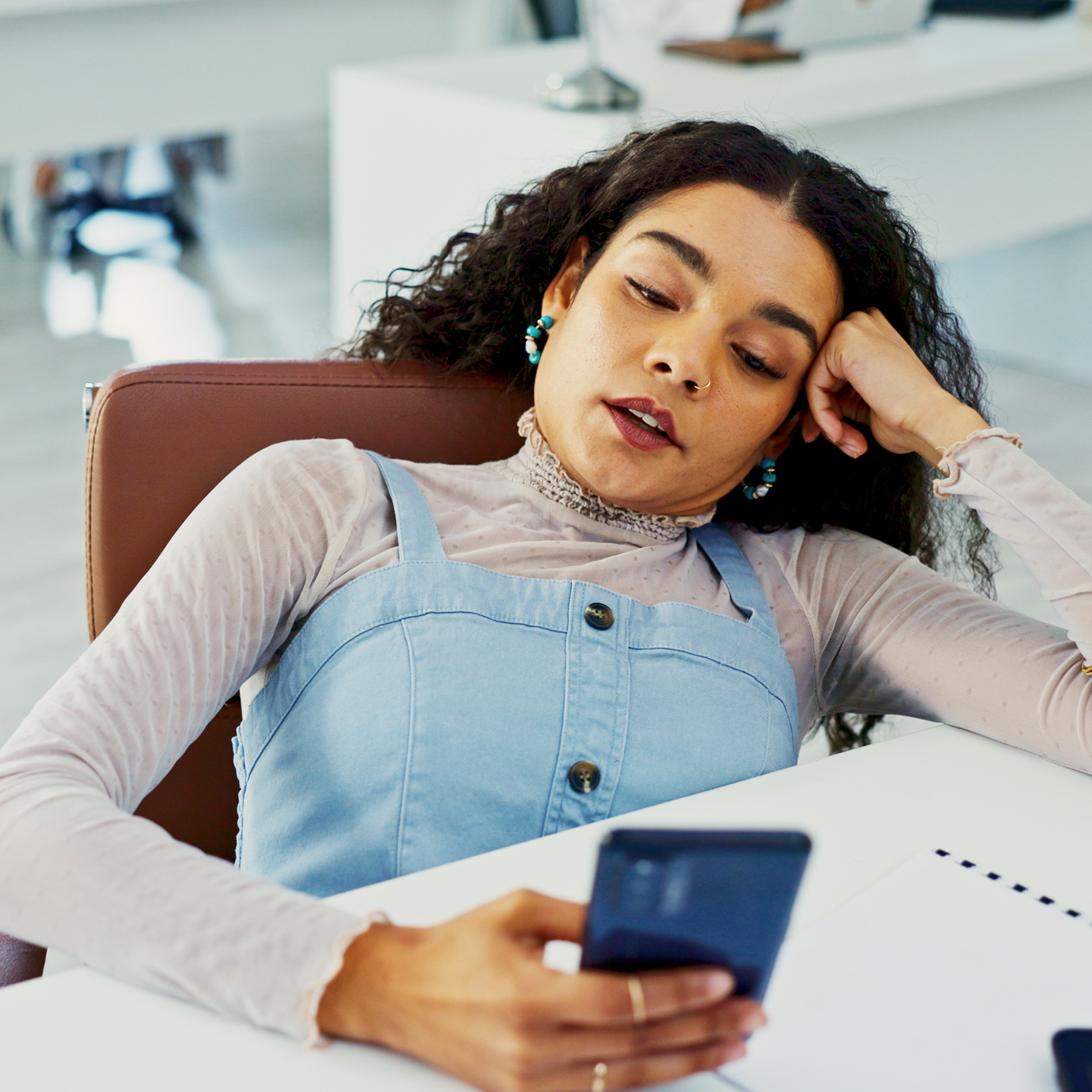 Lazy Worker On Mobile