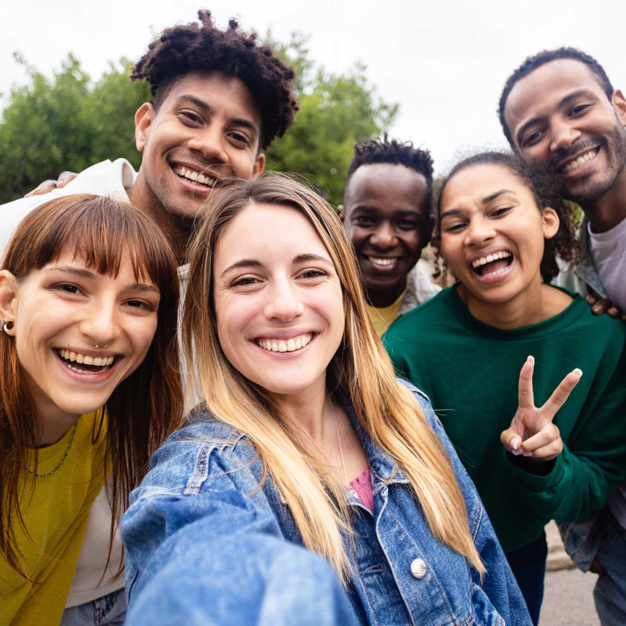 Group of students smiling in a selfie